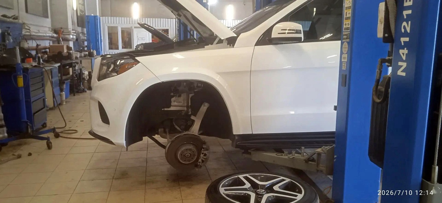 Успешный ремонт пневмоподвески Mercedes-Benz GLS 450